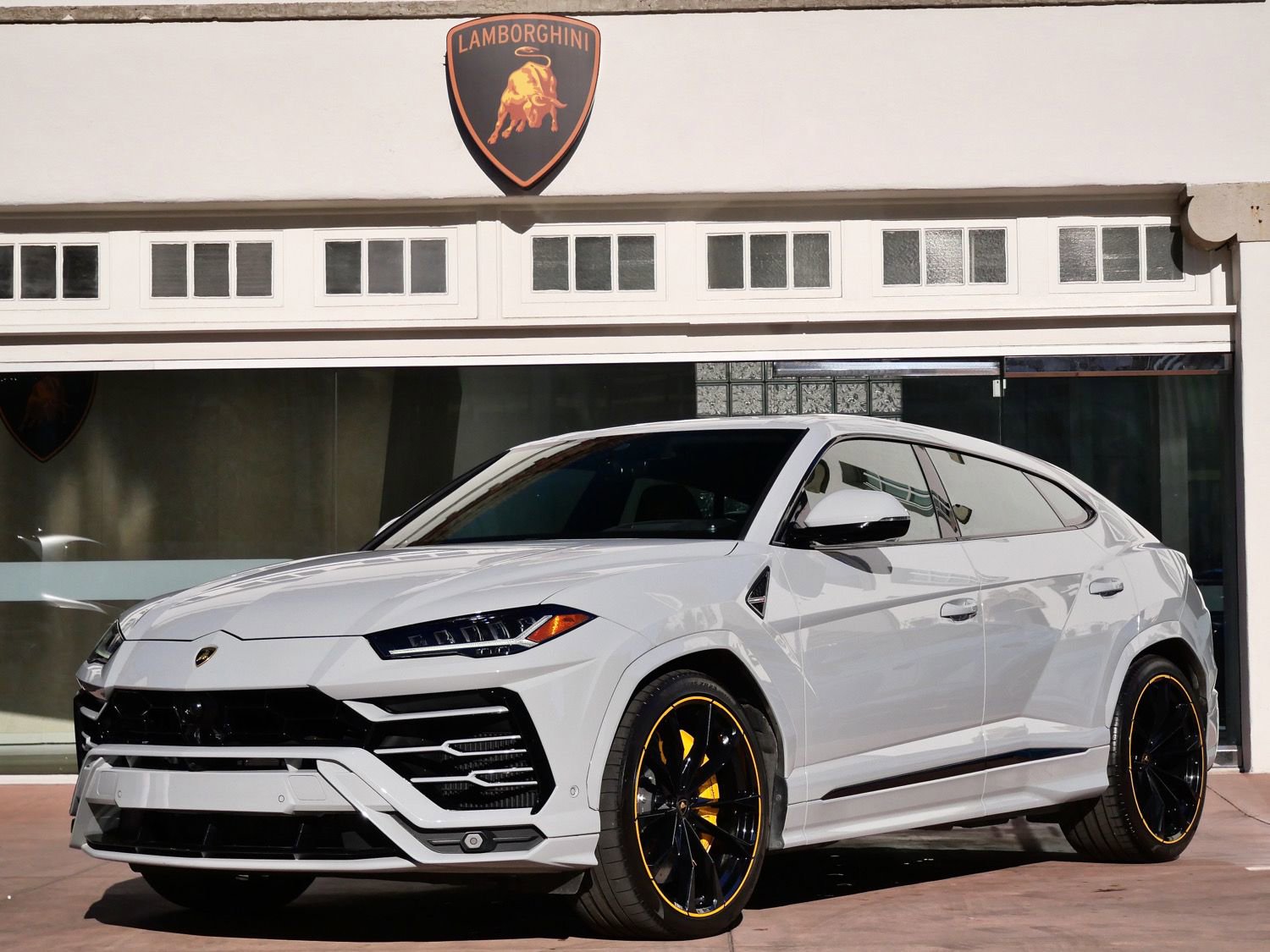 Used 2022 Lamborghini Urus image 24