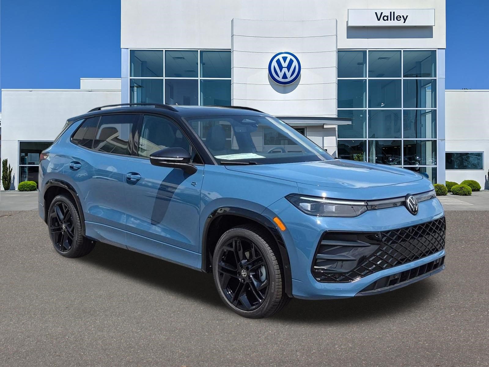 New 2026 Volkswagen Tiguan SE R-Line