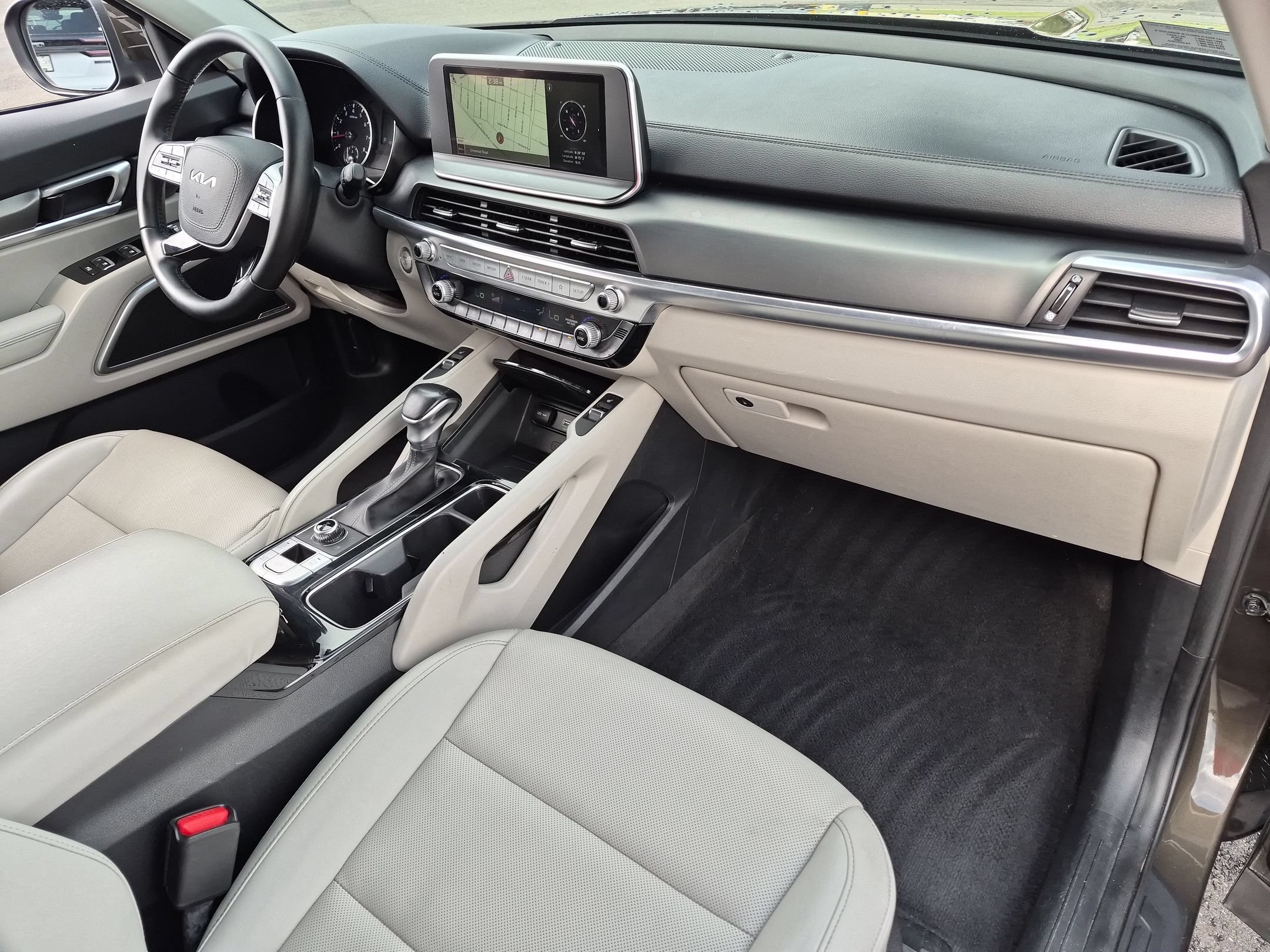Used 2022 Kia Telluride S AWD/4WD image 29