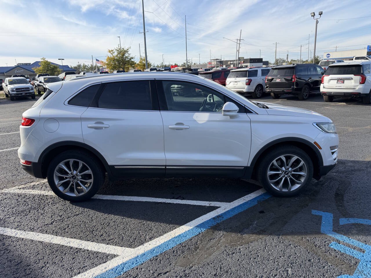 Used 2018 Lincoln MKC Select w/ Select Plus Package AWD/4WD image 6