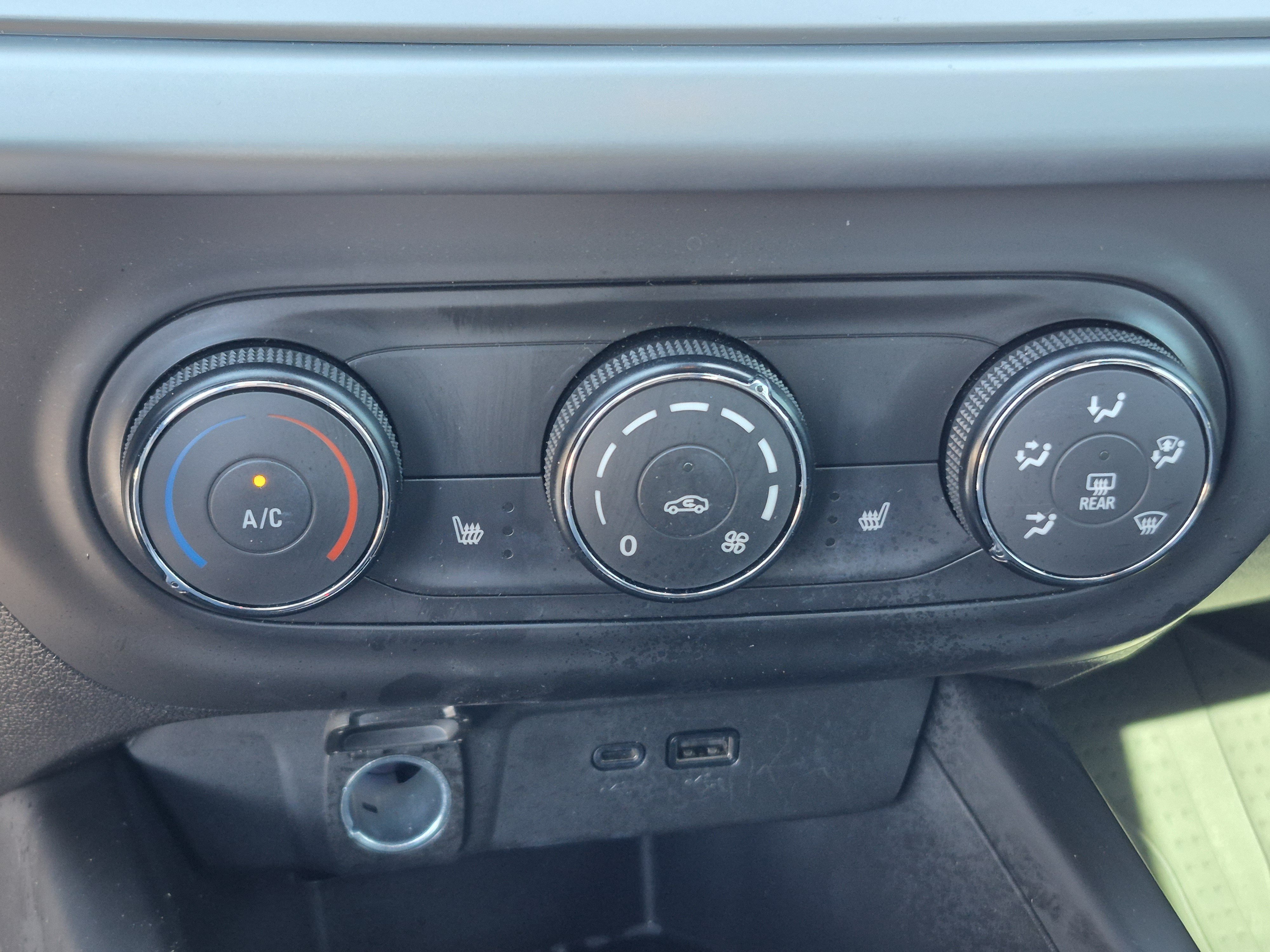 Used 2026 Chevrolet Trax RS w/ Driver Confidence Package FWD image 31