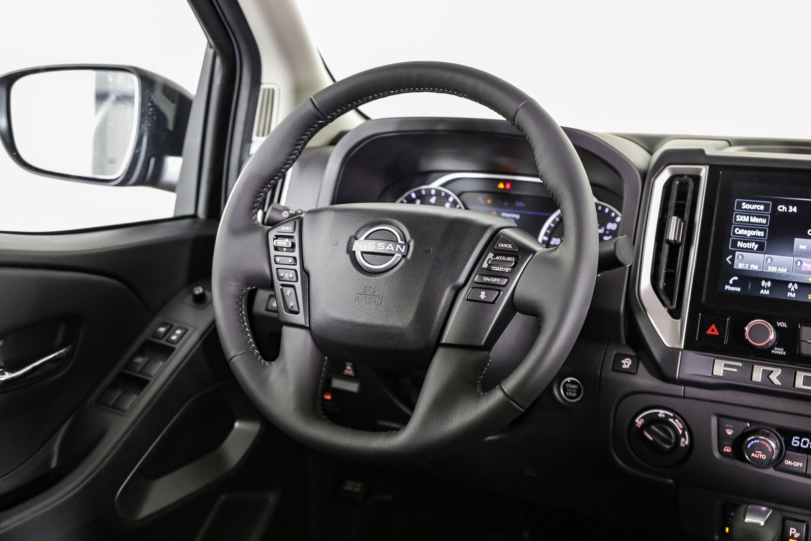 New 2025 Nissan Frontier SV w/ SV Convenience Package AWD/4WD image 17