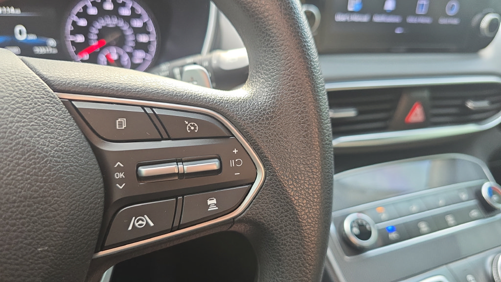 Used 2022 Hyundai Santa Fe SEL AWD/4WD image 25