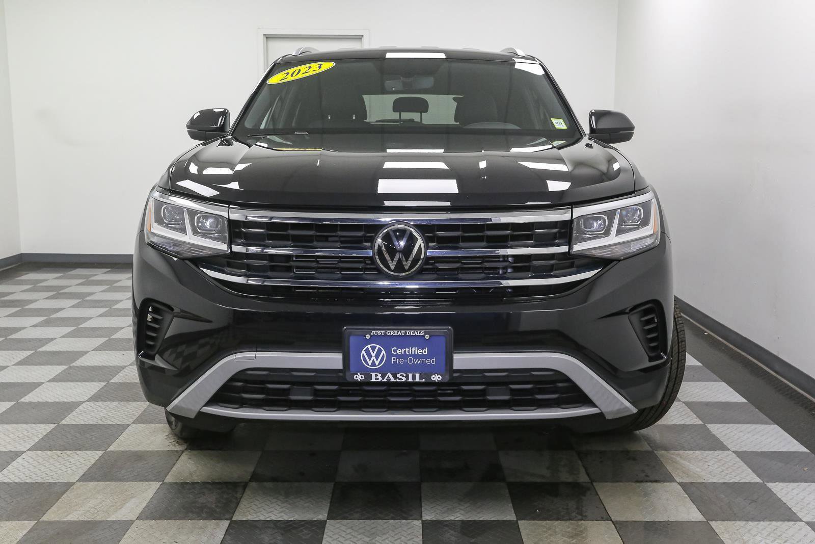 Certified 2023 Volkswagen Atlas Cross Sport SE image 4