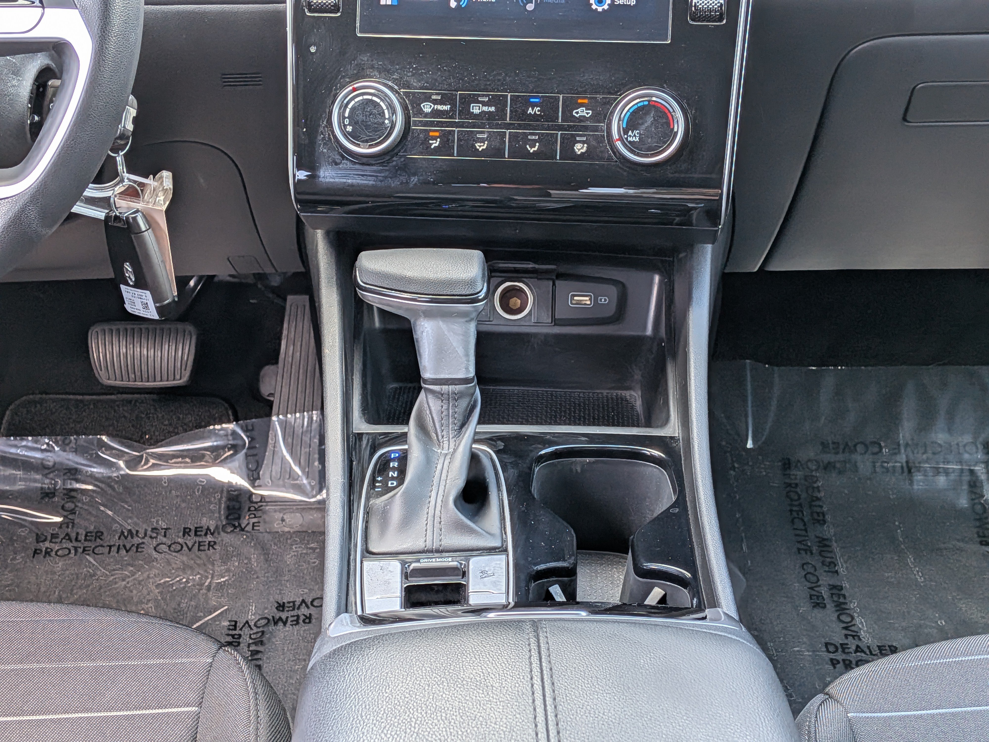 Used 2024 Hyundai Santa Cruz SE FWD image 19