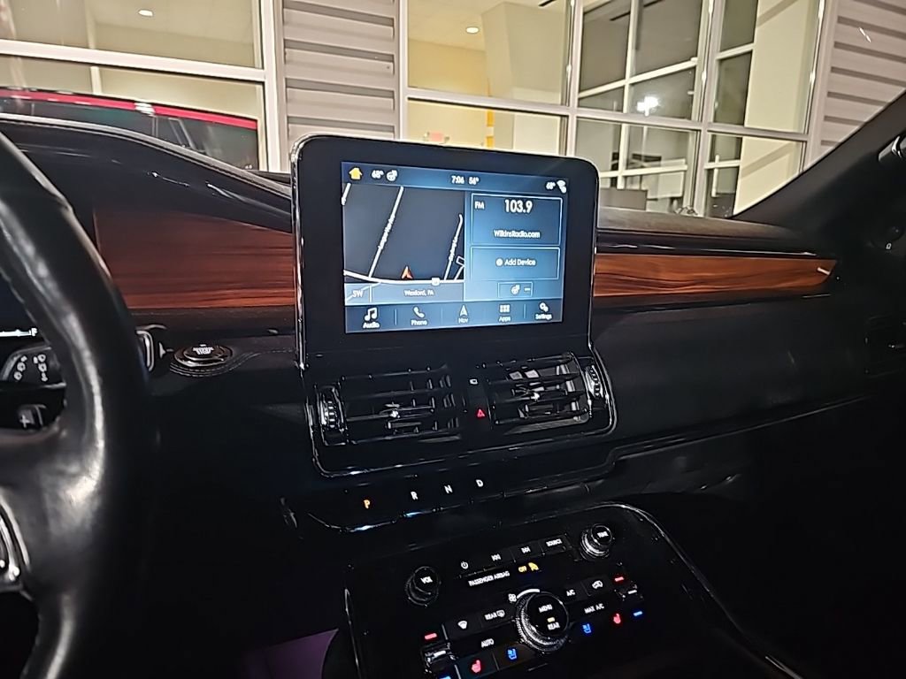 Used 2019 Lincoln Navigator Reserve image 10