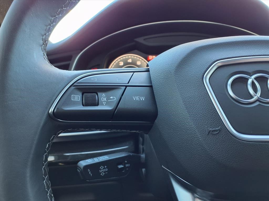 Used 2025 Audi Q7 2.0T Premium w/ Convenience Plus Package image 14