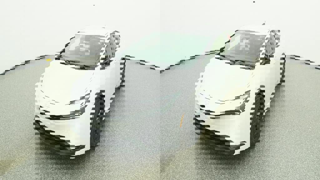 New 2026 Toyota Prius LE image 16