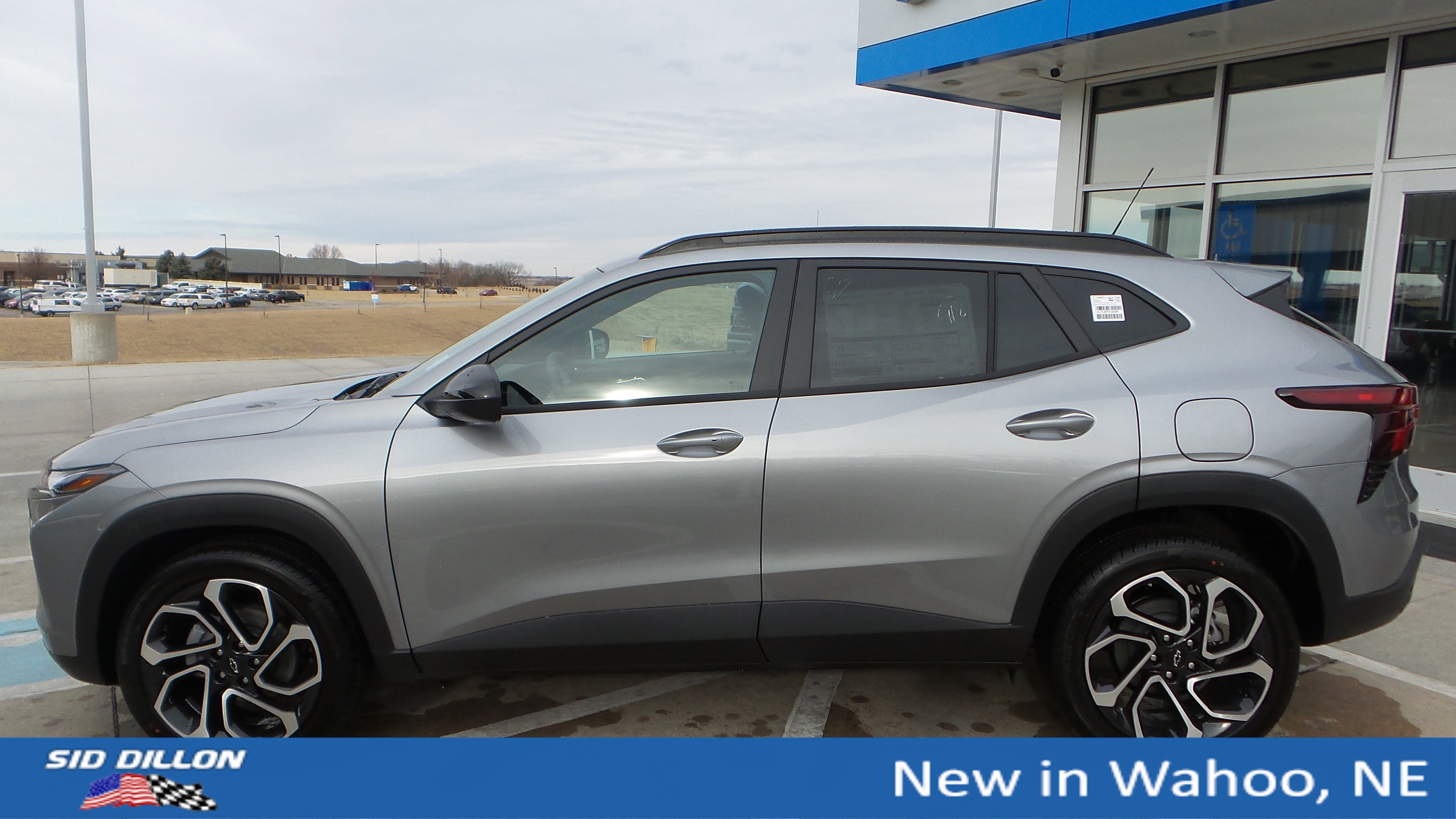 New 2026 Chevrolet Trax RS w/ Sunroof Package image 2