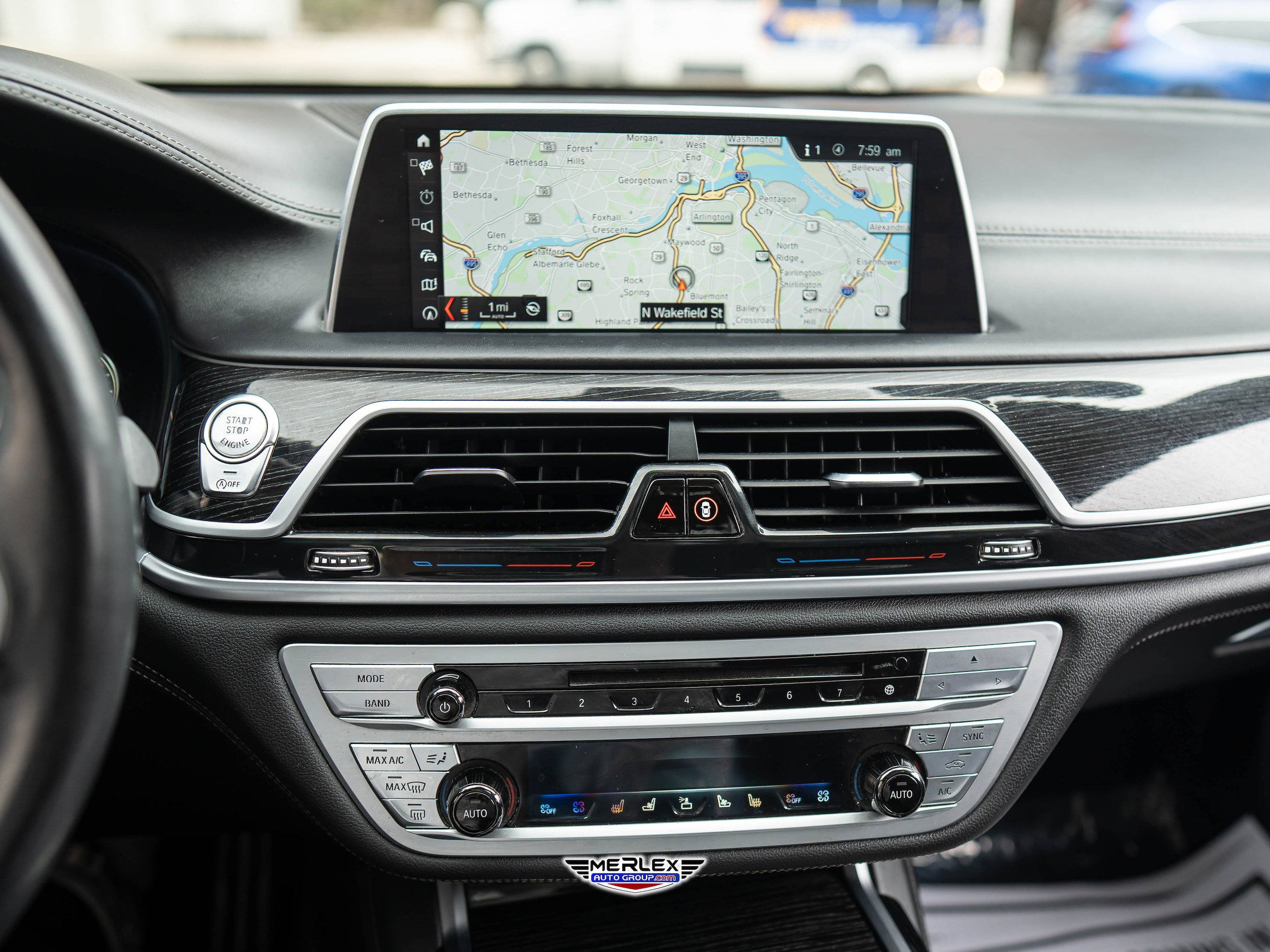 Used 2019 BMW 750i xDrive image 35