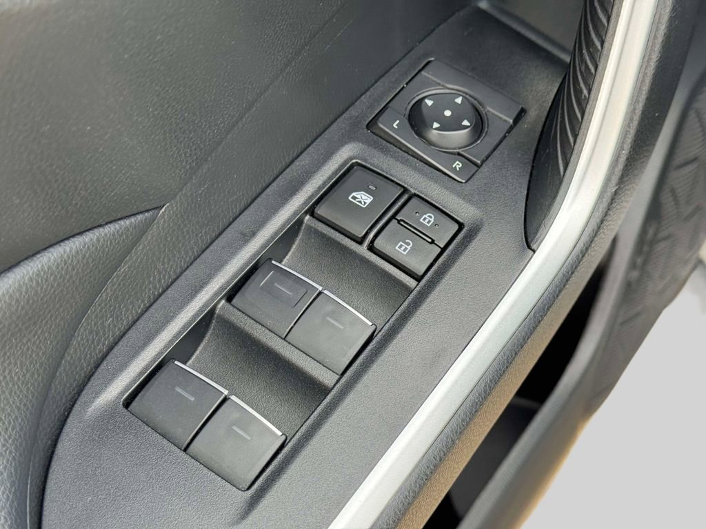 Used 2024 Toyota RAV4 XLE image 17