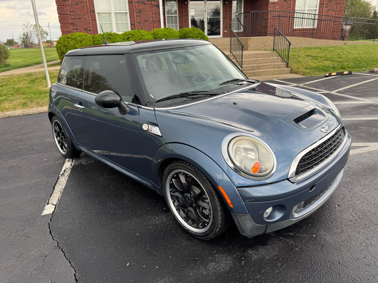 Used 2010 MINI Cooper S image 12