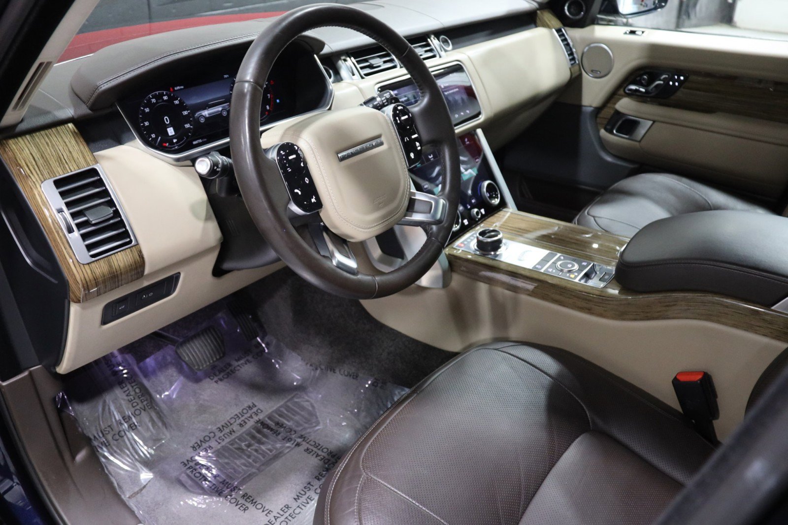 Used 2019 Land Rover Range Rover HSE image 39