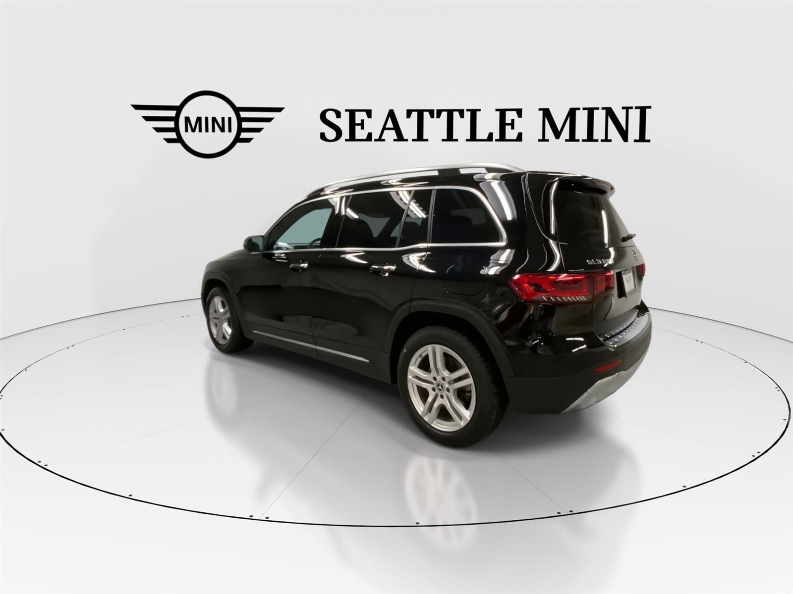 Used 2022 Mercedes-Benz GLB 250 4MATIC image 8