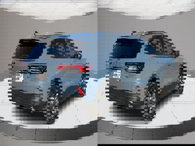 Used 2025 Ford Escape ST-Line w/ Tech Pack #1 image 3