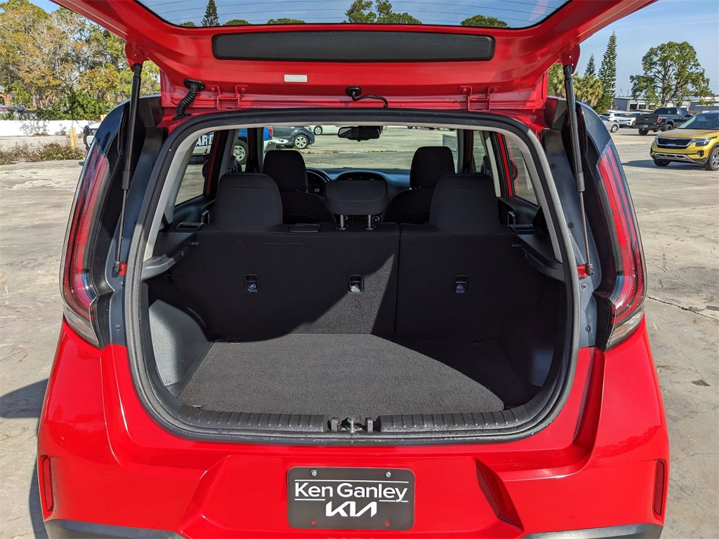 Certified 2023 Kia Soul EX image 13