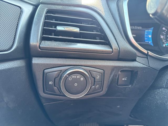 Used 2017 Ford Fusion Titanium FWD image 29
