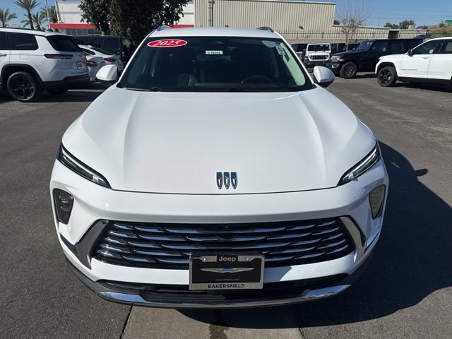 Used 2025 Buick Envision Preferred image 9