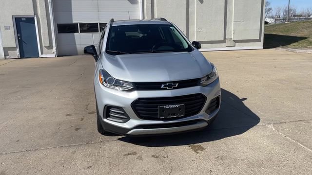 Used 2022 Chevrolet Trax LT w/ Redline Edition image 3