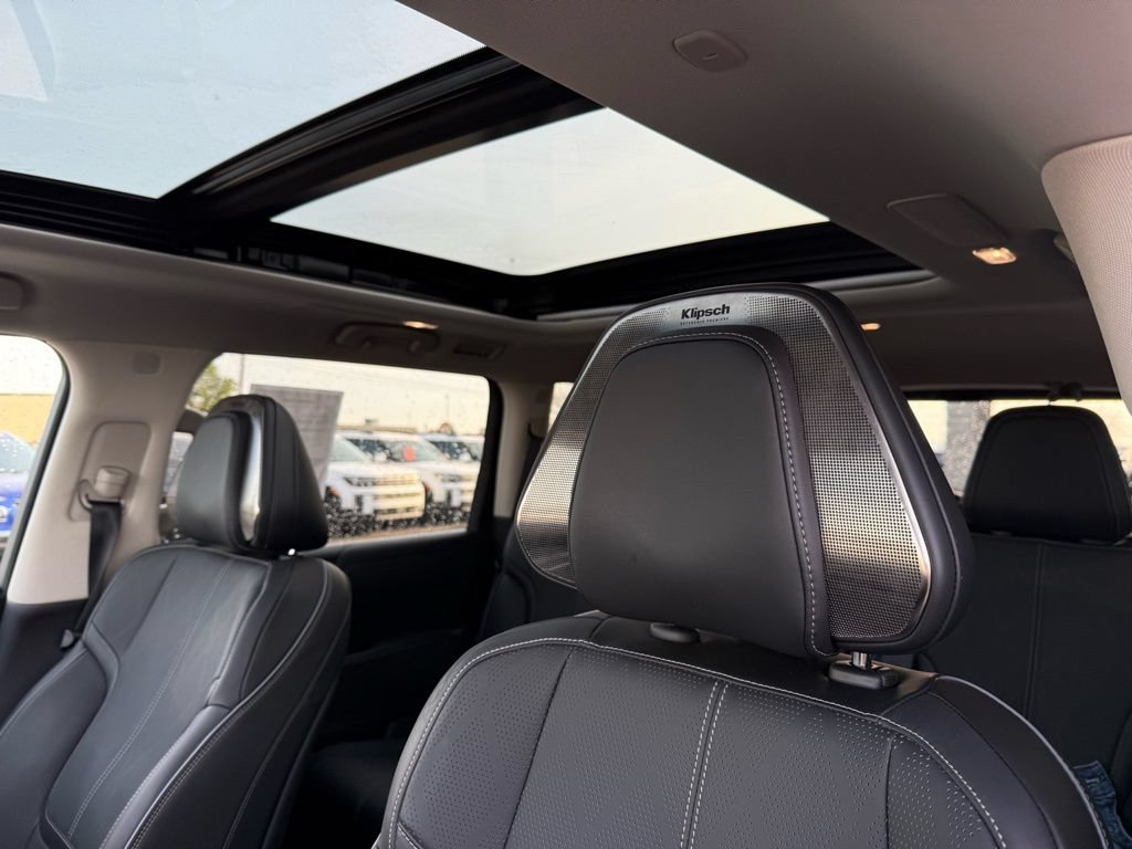 Used 2025 INFINITI QX80 Sensory AWD/4WD image 22