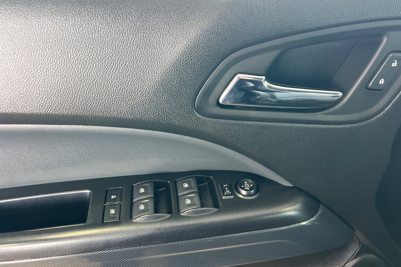 Used 2020 Chevrolet Colorado Z71 image 8