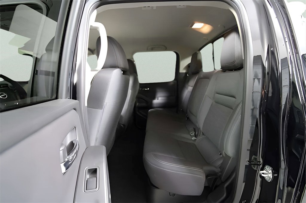 Used 2024 Nissan Frontier SV w/ SV Convenience Package image 14