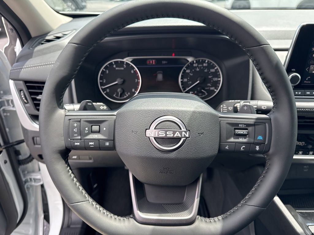 New 2026 Nissan Rogue SV FWD image 24
