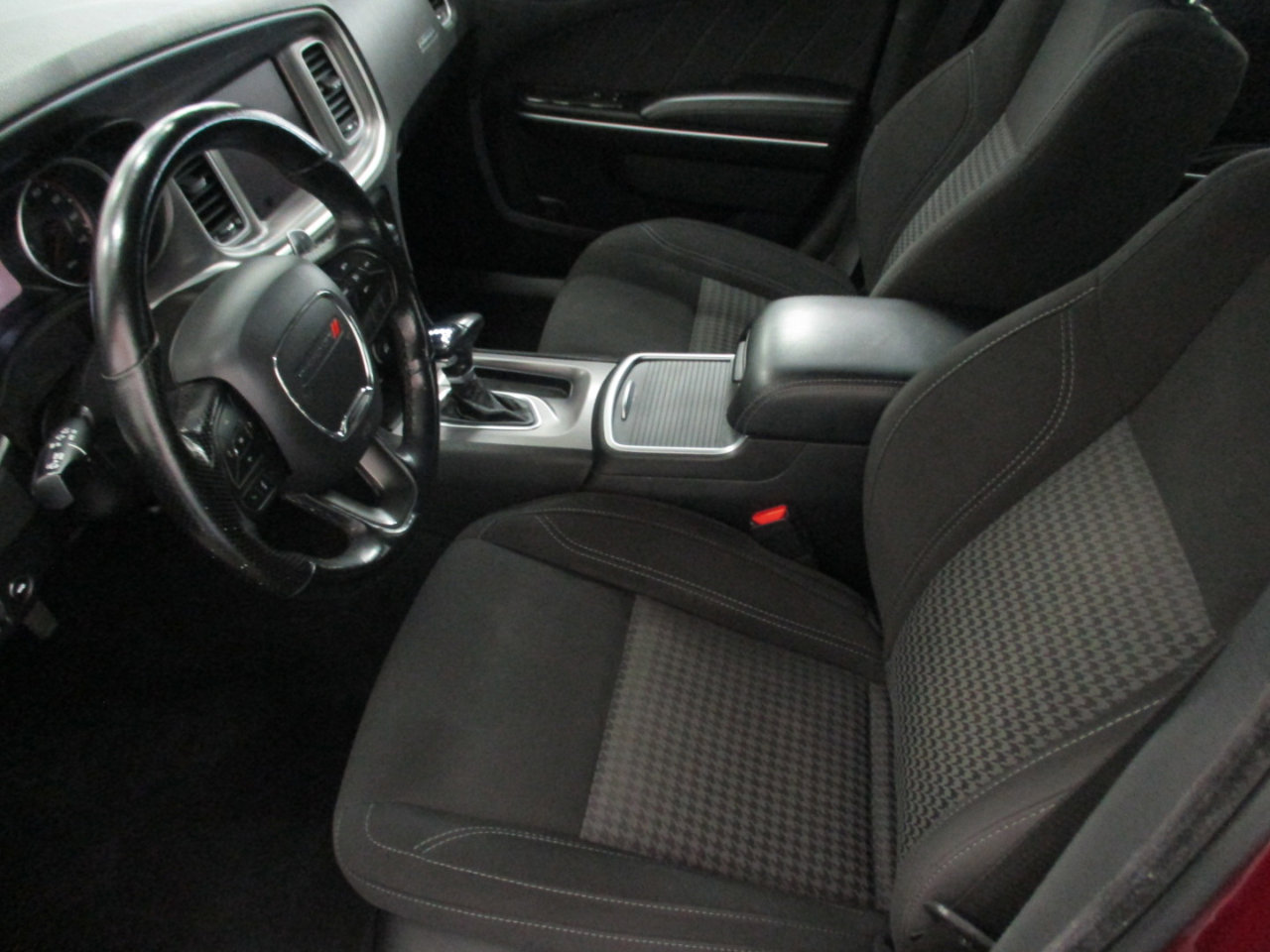 Used 2022 Dodge Charger SXT w/ Cold Weather Package image 8