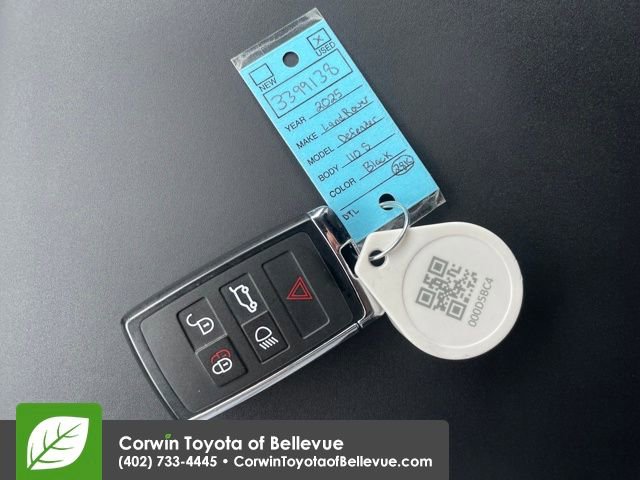 Used 2025 Land Rover Defender 110 S image 23