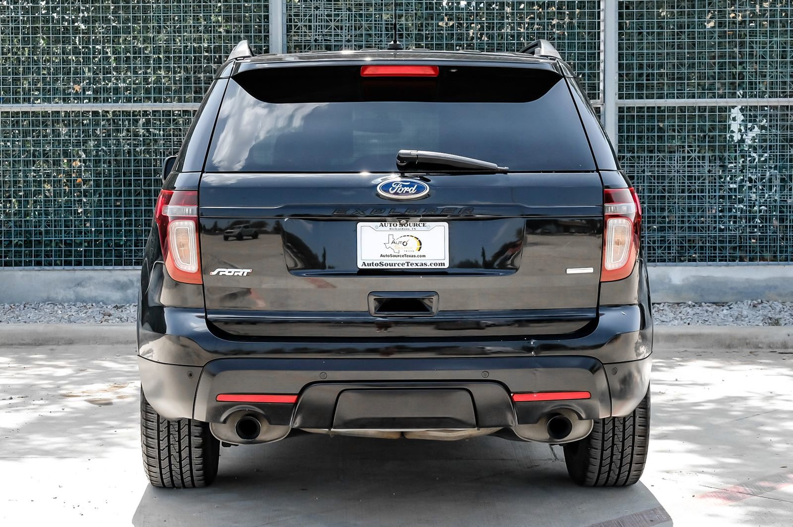 Used 2014 Ford Explorer Sport w/ Equipment Group 401A AWD/4WD image 9