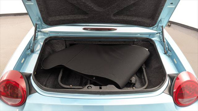 Used 2002 Ford Thunderbird RWD image 14