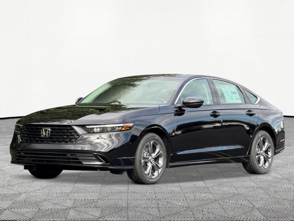 New 2026 Honda Accord EX-L image 3