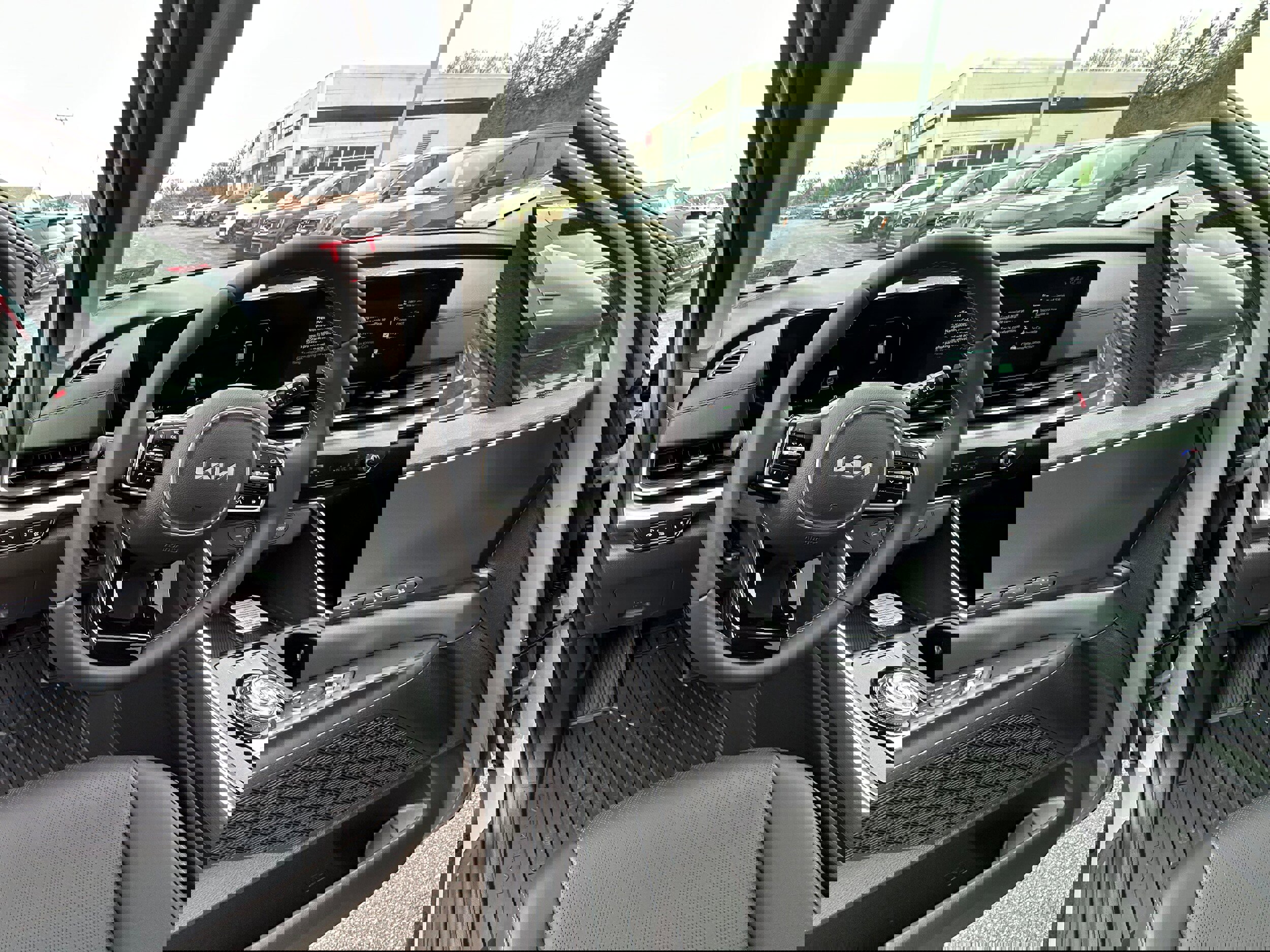 New 2026 Kia Carnival SX image 31