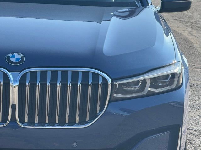 Used 2022 BMW ALPINA B7 xDrive w/ Luxury Rear Seating Package image 7