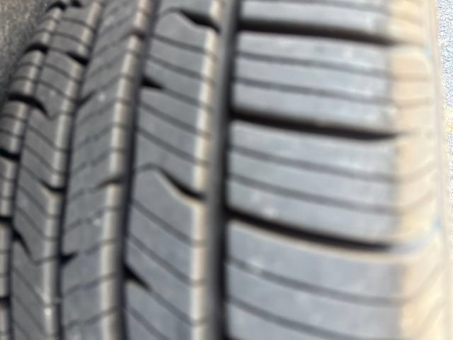 Used 2019 Jeep Grand Cherokee Altitude AWD/4WD image 11
