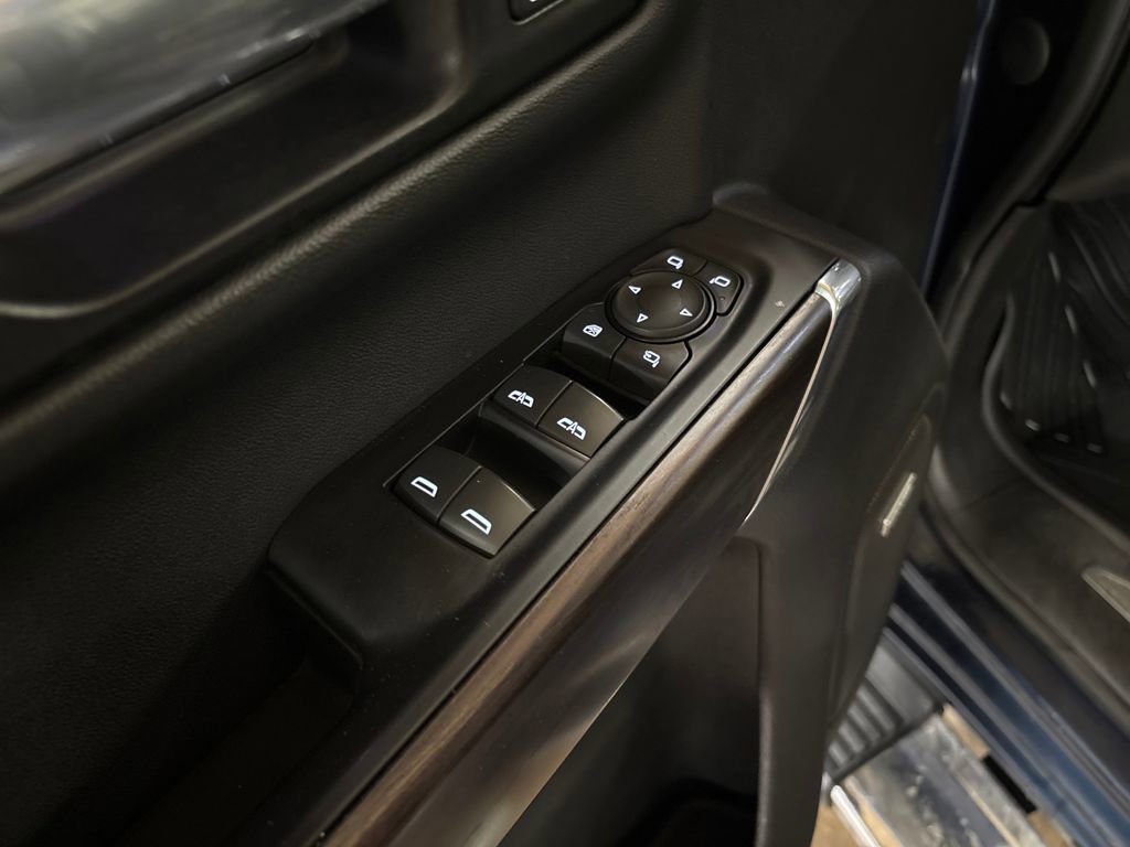 Used 2019 GMC Sierra 1500 SLT w/ SLT Premium Plus Package image 16