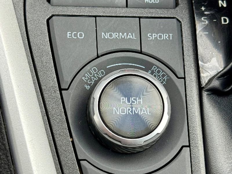 Used 2022 Toyota RAV4 TRD Off-Road image 18