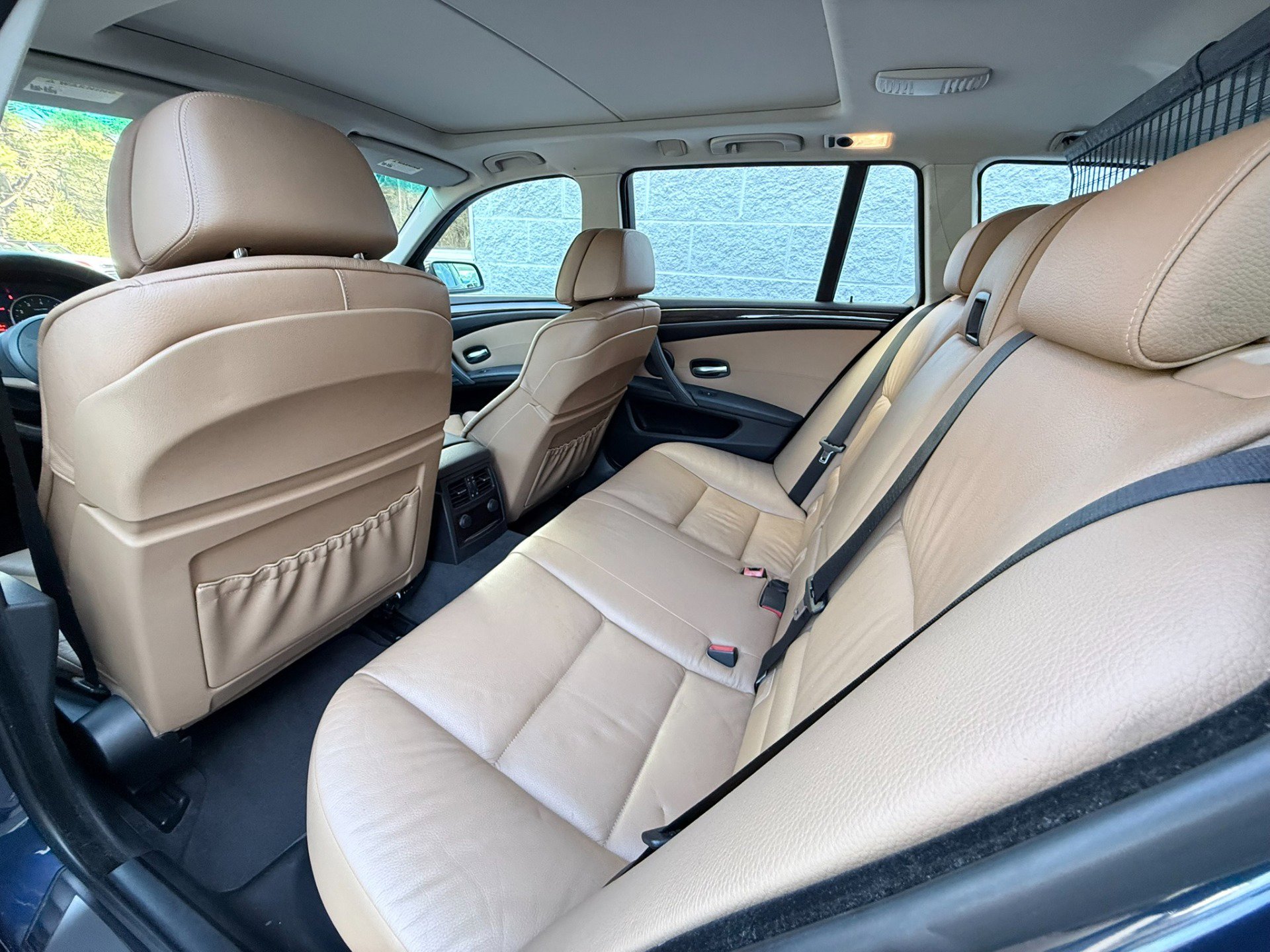 Used 2009 BMW 535i xDrive Wagon image 22