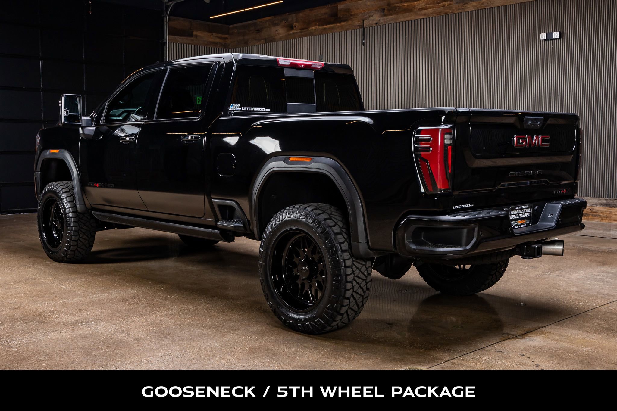 Used 2025 GMC Sierra 2500 AT4X image 7