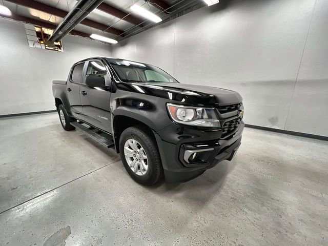Certified 2022 Chevrolet Colorado LT w/ Luxury Package AWD/4WD image 2