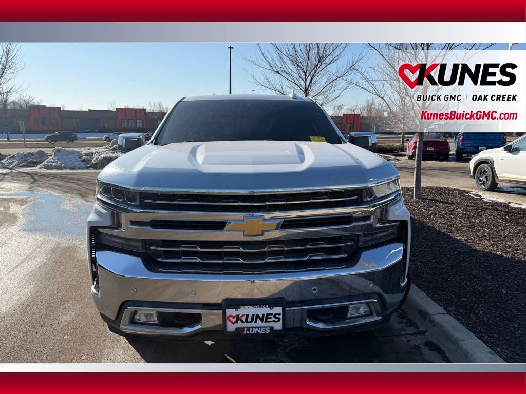 Used 2019 Chevrolet Silverado 1500 LTZ w/ LTZ Premium Package image 3