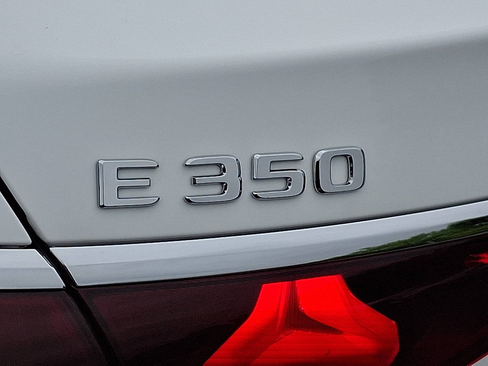New 2026 Mercedes-Benz E 350 4MATIC Sedan image 22