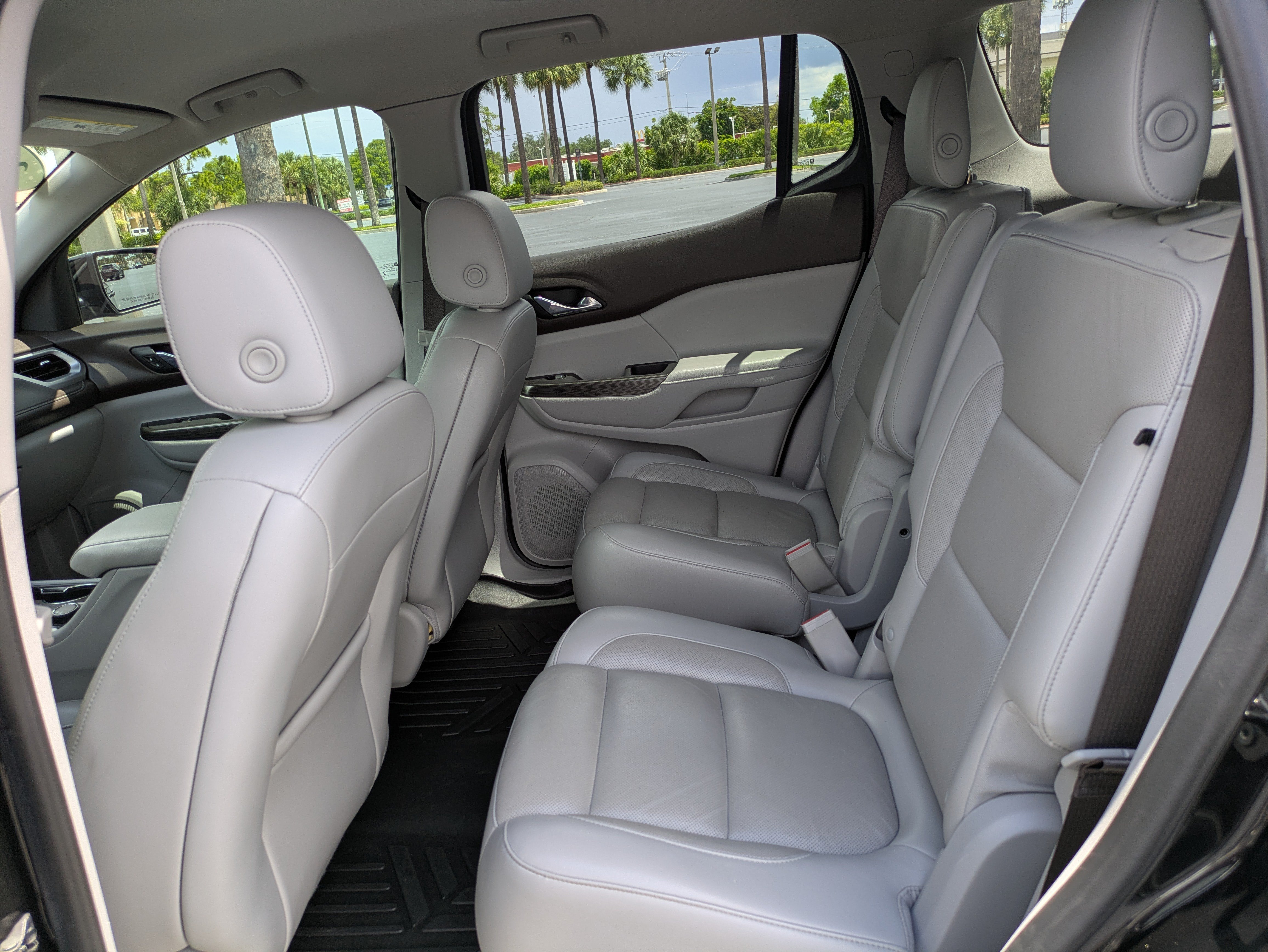 Used 2019 GMC Acadia SLT FWD image 12