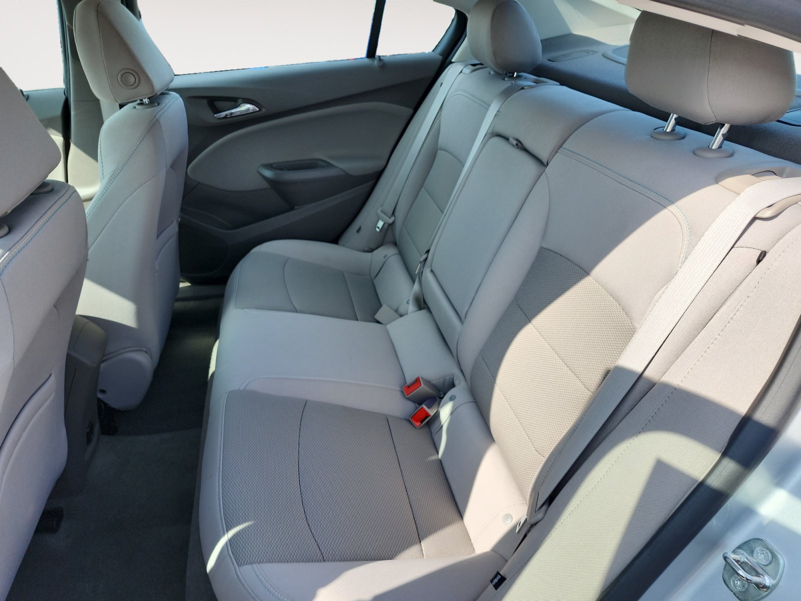 Used 2017 Chevrolet Cruze LT w/ Sun And Sound Package FWD image 13