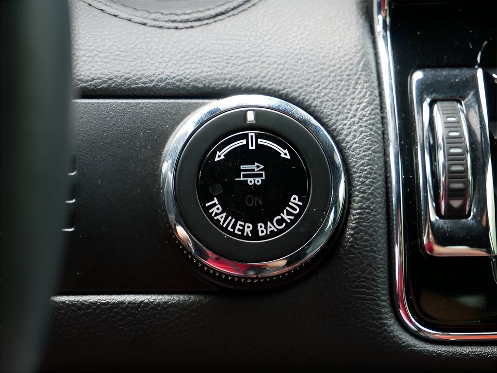 Used 2024 Lincoln Navigator L Reserve AWD/4WD image 25