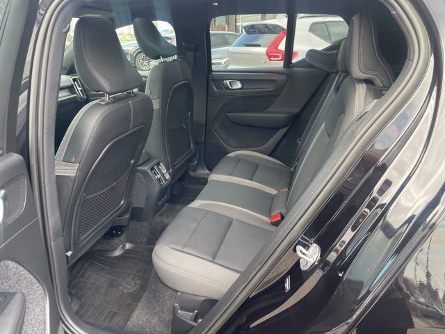 Certified 2023 Volvo XC40 Recharge Ultimate w/ Protection Package Premier image 8