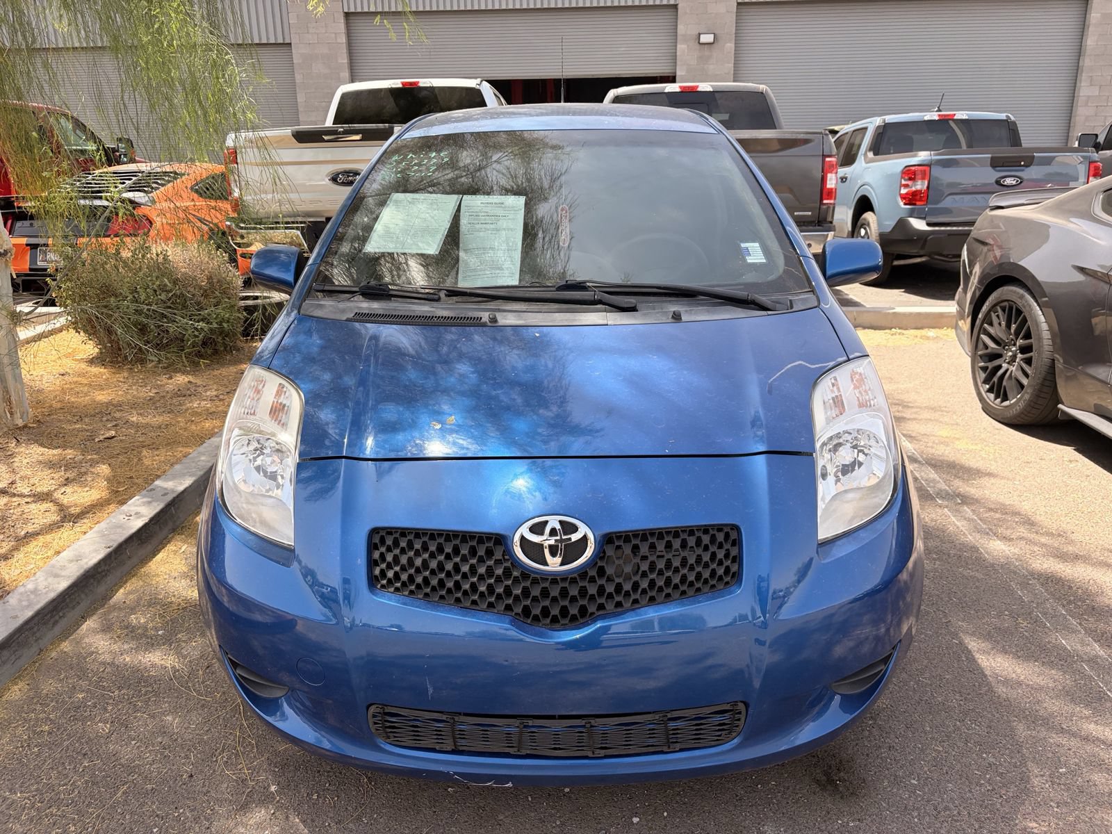 Used 2008 Toyota Yaris 2-Door Hatchback FWD image 2