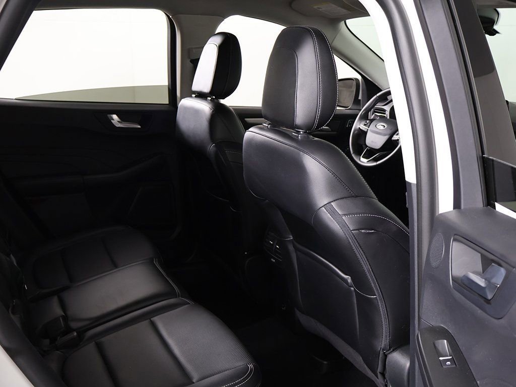 Used 2022 Ford Escape SEL w/ Technology Package image 26