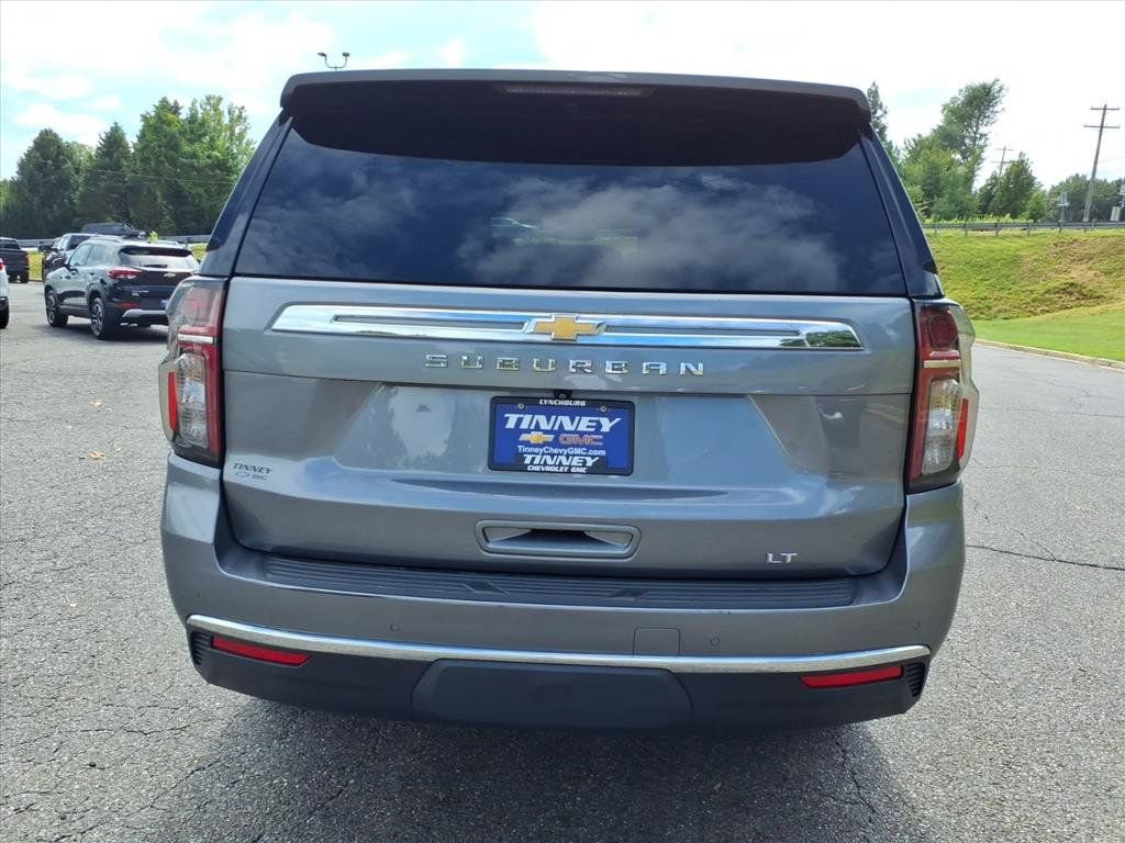 Used 2021 Chevrolet Suburban LT w/ Rear Media and Nav Package AWD/4WD image 4