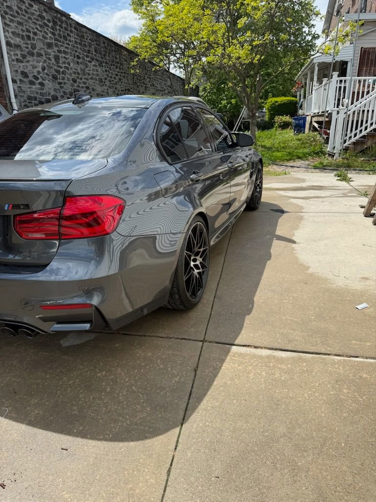 Used 2018 BMW M3 w/ Competition Package RWD image 4